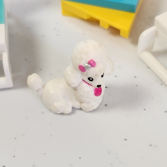 Mega Blocks Barbie Building Blocks Beach Chairs Set Sailing Poodle Purse Toys - Picture 4 of 5